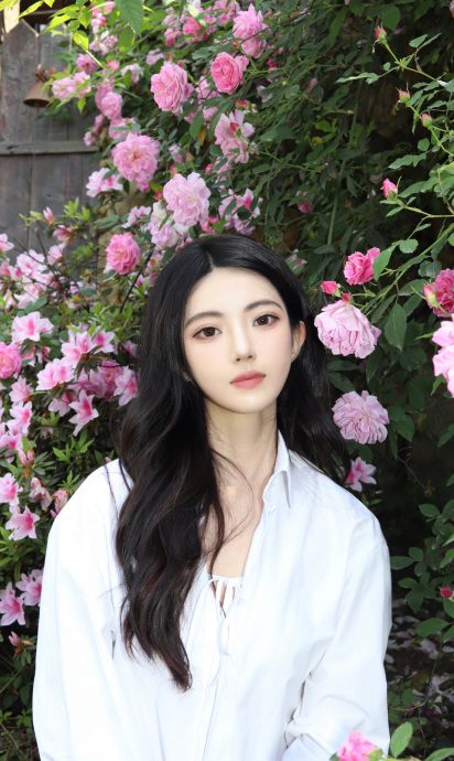 许凯私下吐槽粉丝“很烦” 许荔莎晒截图开呛