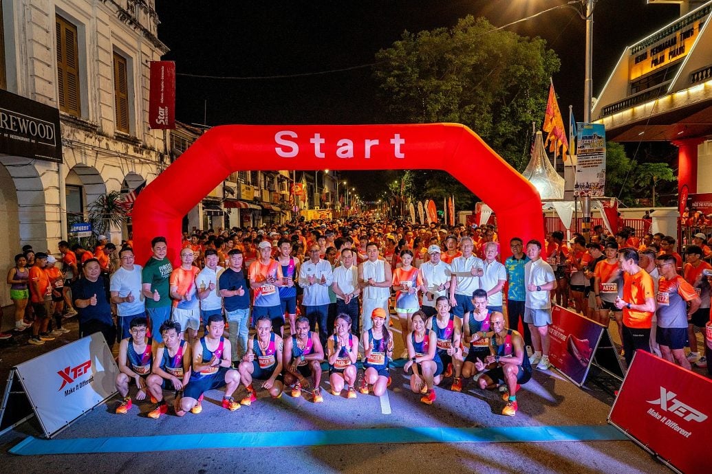 请签发/9月15日刊登（大北马）专访Tom Khoo