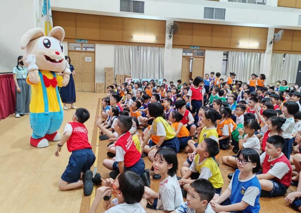 请签发（大北马）“亮睛睛、看清清”全国小学护眼运动～～双溪里蒙光华小学