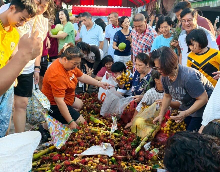 请签发(大北马)主文/高渊港口今年中元节抢孤
