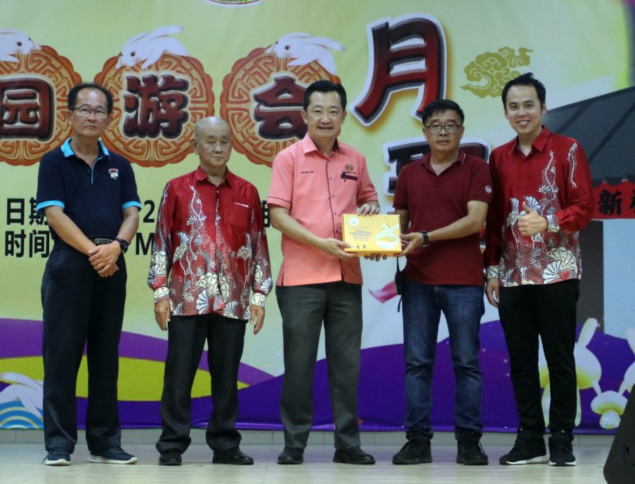 谢琪清拨款近13万联办中秋活动 万茂华小打响头炮