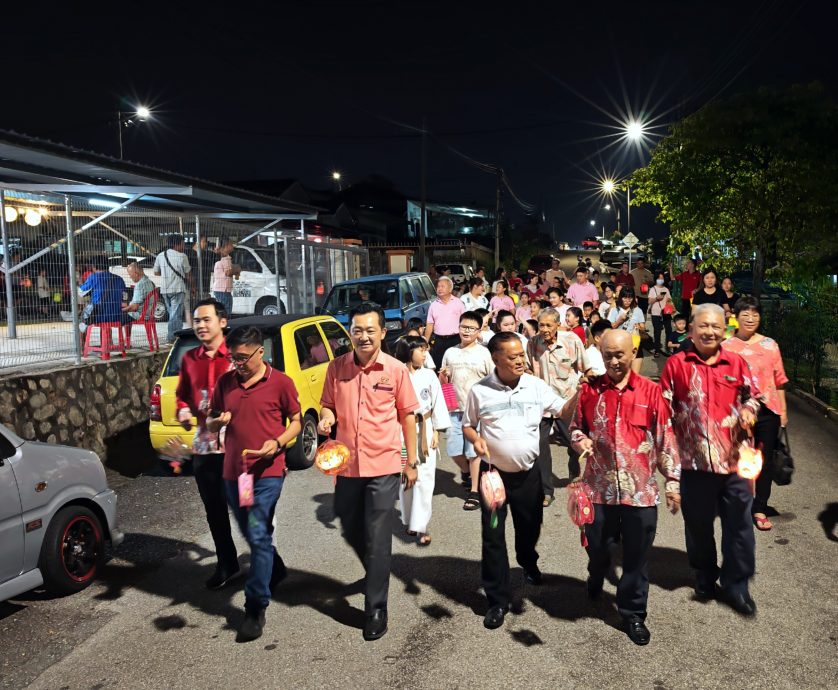 谢琪清拨款近13万联办中秋活动 万茂华小打响头炮