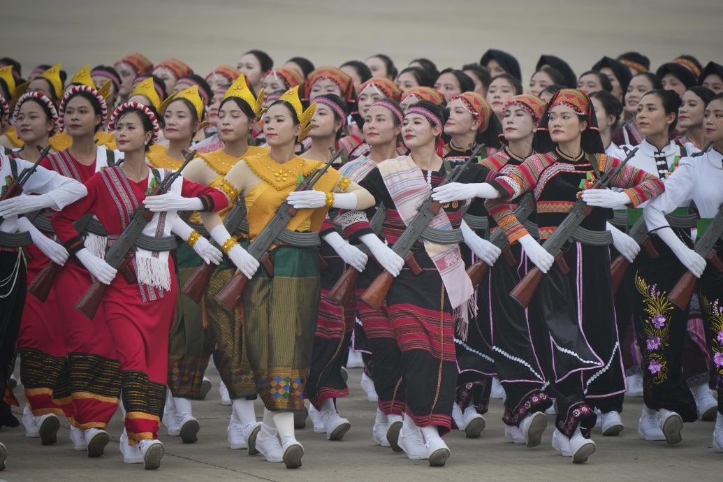 越南大阅兵庆独立80年 中俄军同台秀肌肉 