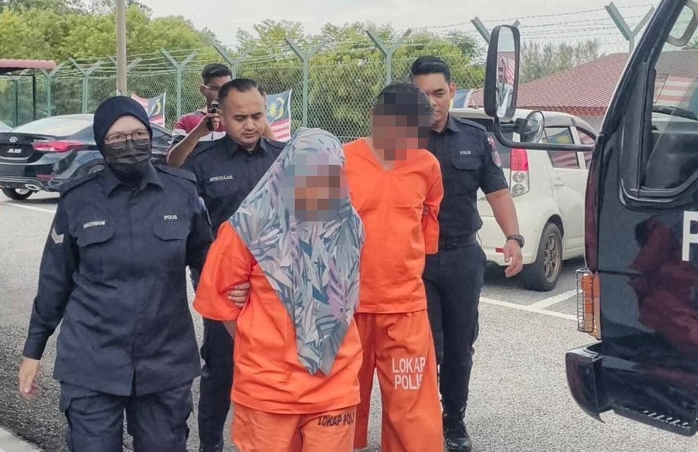 车坠河姐弟溺毙案｜小死者父亲与女友再被延扣