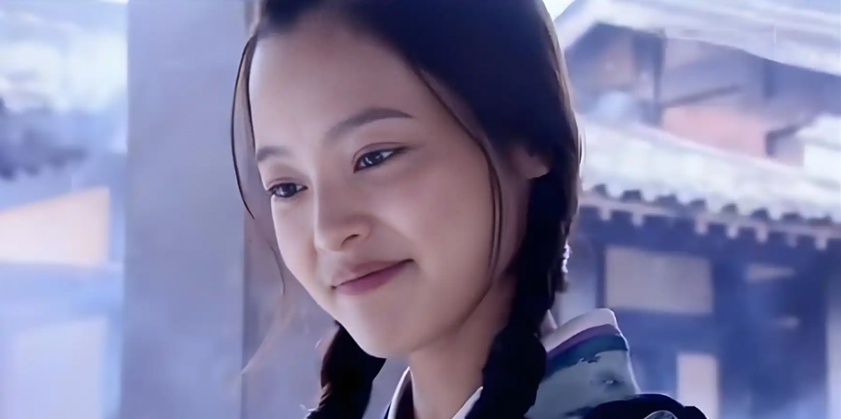 辛芷蕾获甄子丹钦点入行 送礼遭虞书欣冷落