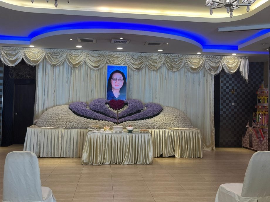 运尸遇截伤警案|傅瑞桃治丧2天 在场家属不欲多言