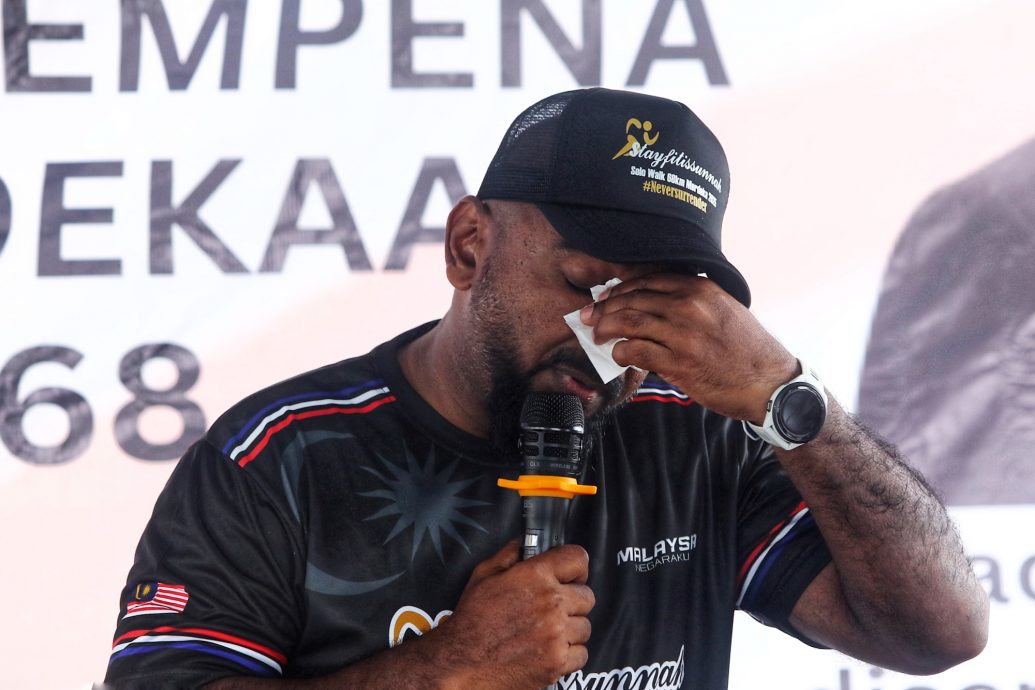 重签／暖势力／银行职员长跑展现爱国情