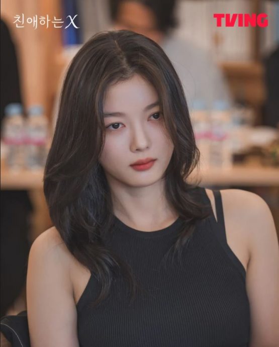 金裕贞新剧海报涉抄袭 火速停用道歉