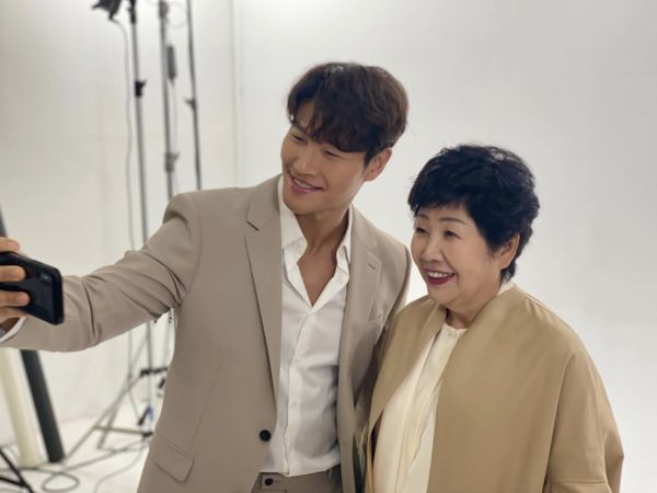 钟国结婚后“首次发文” 粉丝笑哭:很像他风格