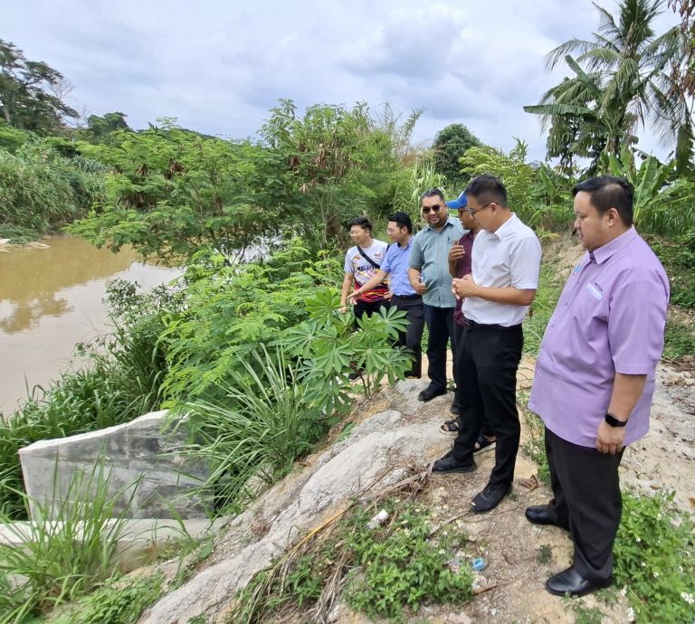 锡米山甘榜占布 河道增设水闸防灾