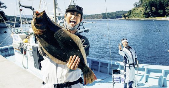 陈头头／《海岸村的日出日落》太阳下山明早依旧爬上来，花儿不谢也不往前走