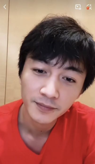 陈晓开直播狂叹气 网疑想帮于朦胧发声却不敢