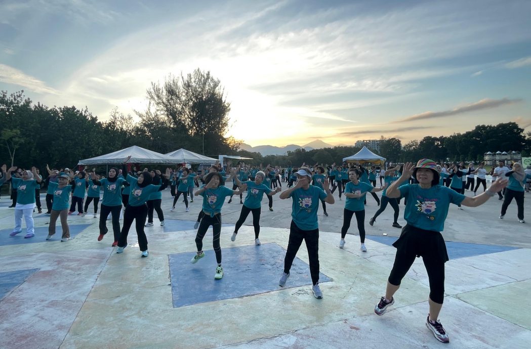 霹10月起“无糖” 公务活动不提供甜饮