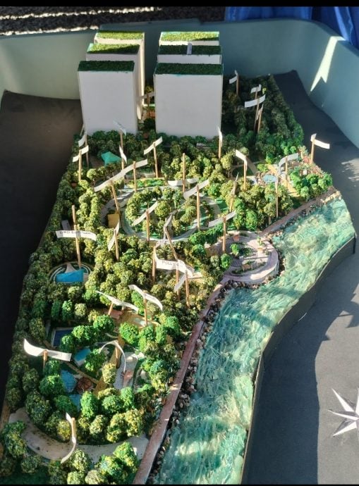 霹：学海学记|校园报道|曼绒科学展 多校学生观展