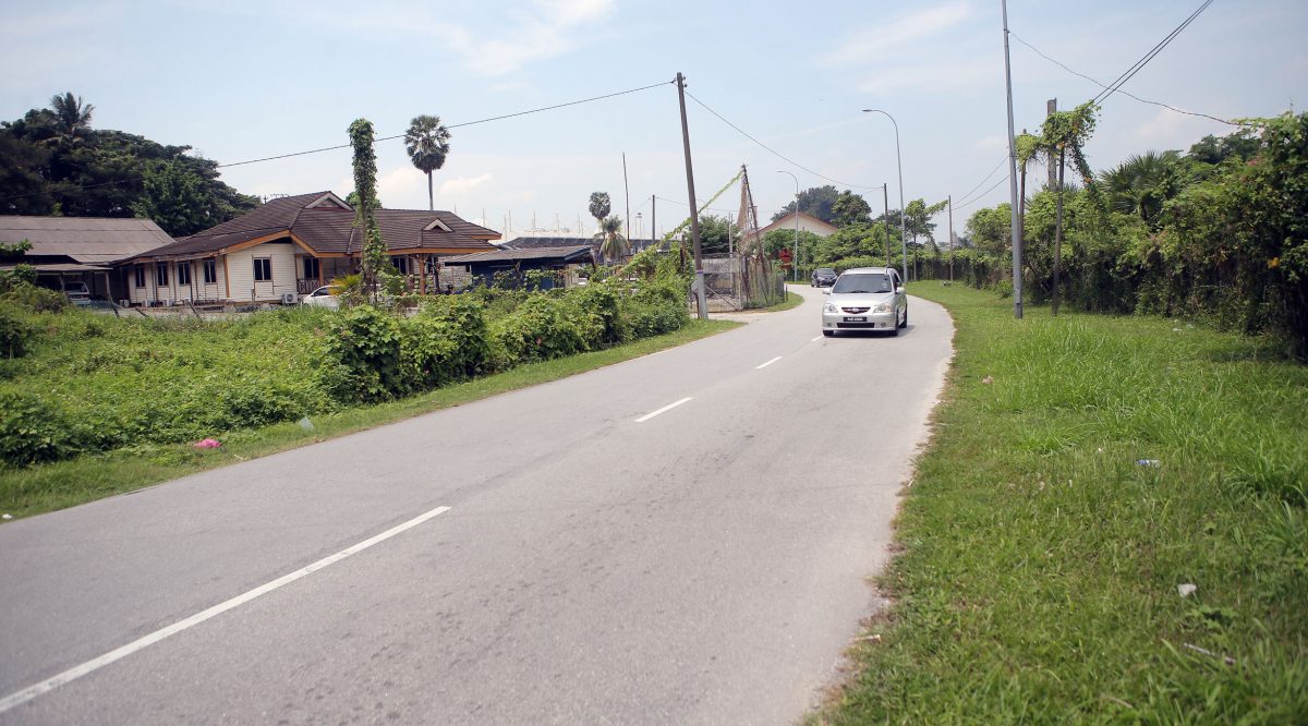 霹：请签网∕封面主文∕怡中环项目 规划建高楼住宅垂直学校 尼查：后期才动怡内陆港