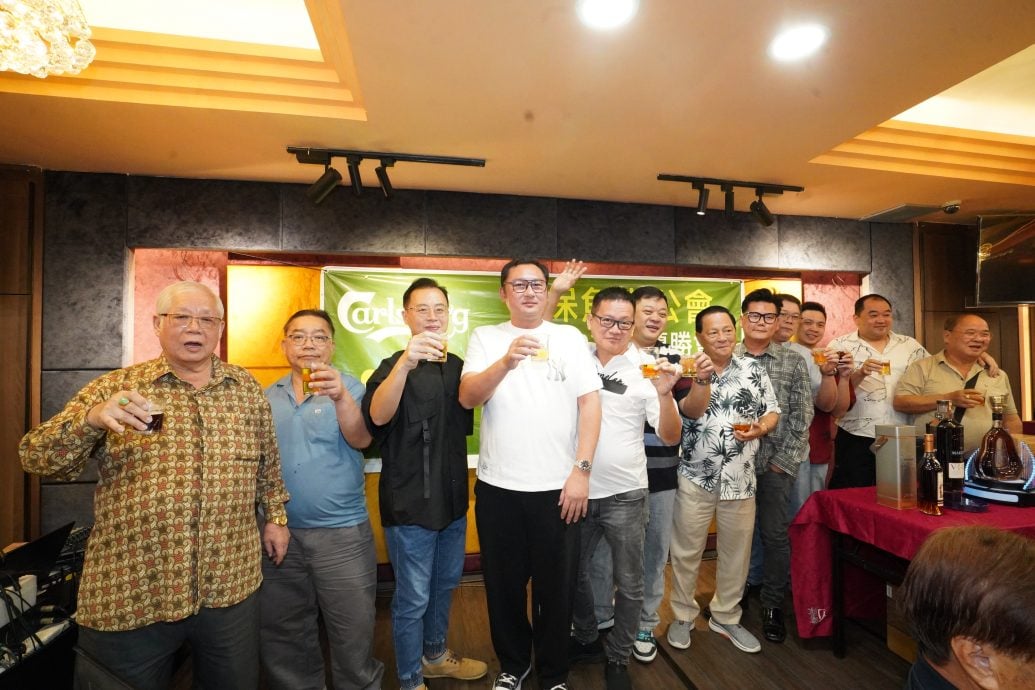 霹:请签网∕第三版头∕黄智贤:鱼商是食品安全守护者 吁业界与时并进