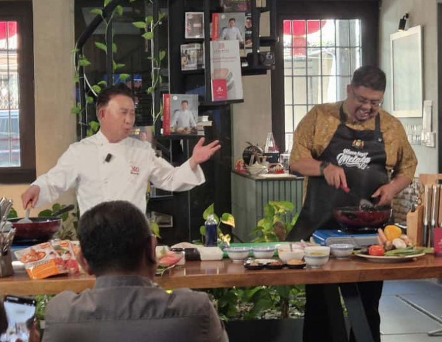 首长：用美食推广旅游新契机