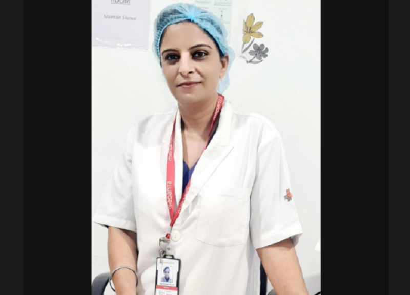 马航机组人员飞行中昏倒 25岁女护士勇救援成英雄