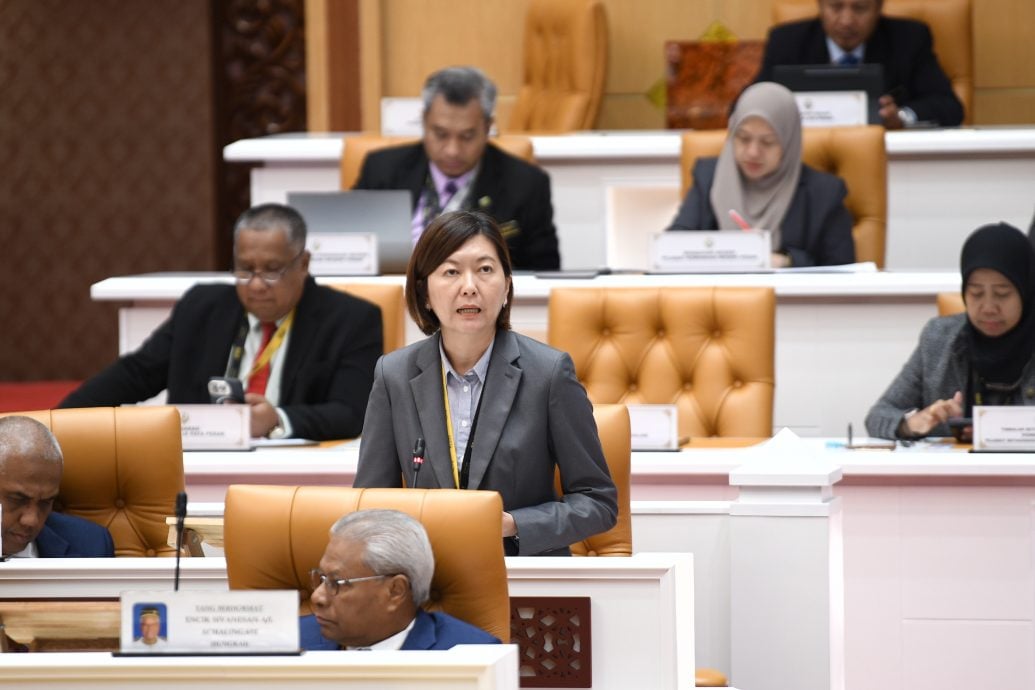 黄诗情:法律与执行限制 致废置车辆处理延误