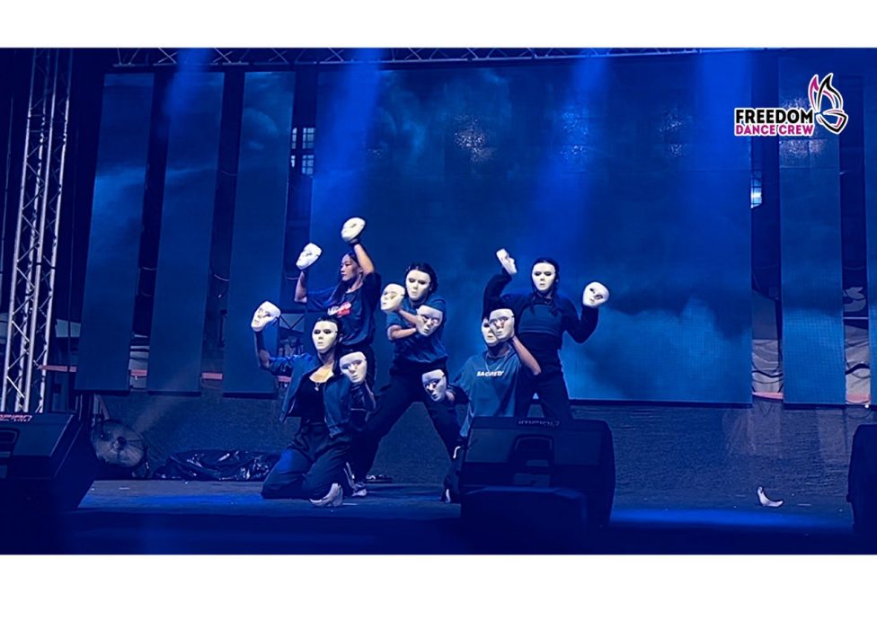 （10月1日刊）柔：年轻人：以青春之名，舞动清澈之爱 —— 走进工大舞蹈社的热烈青春