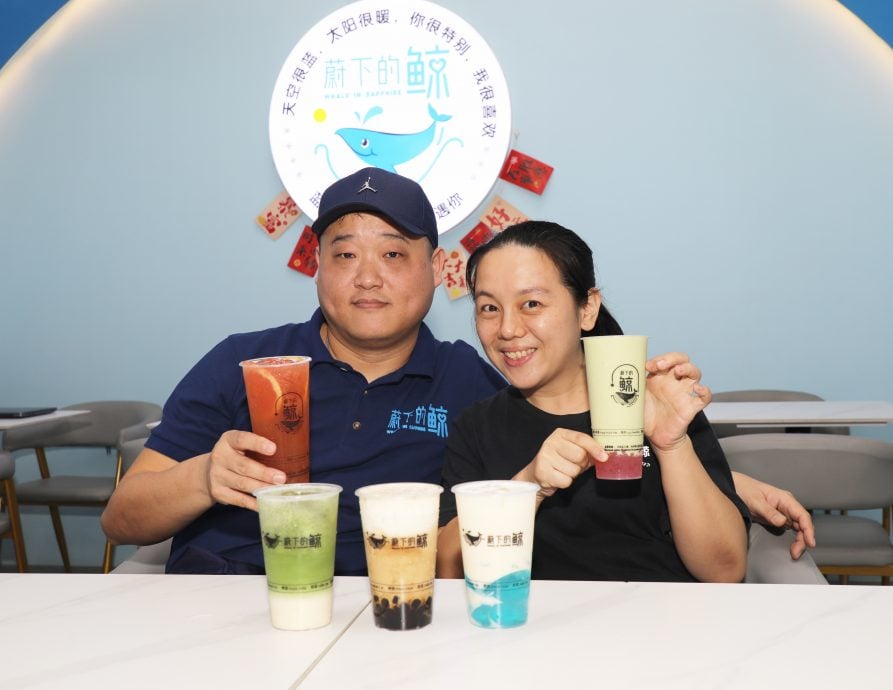 （13/9见报）吃货来啰-蔚下的鲸 蓝色新定调/12图