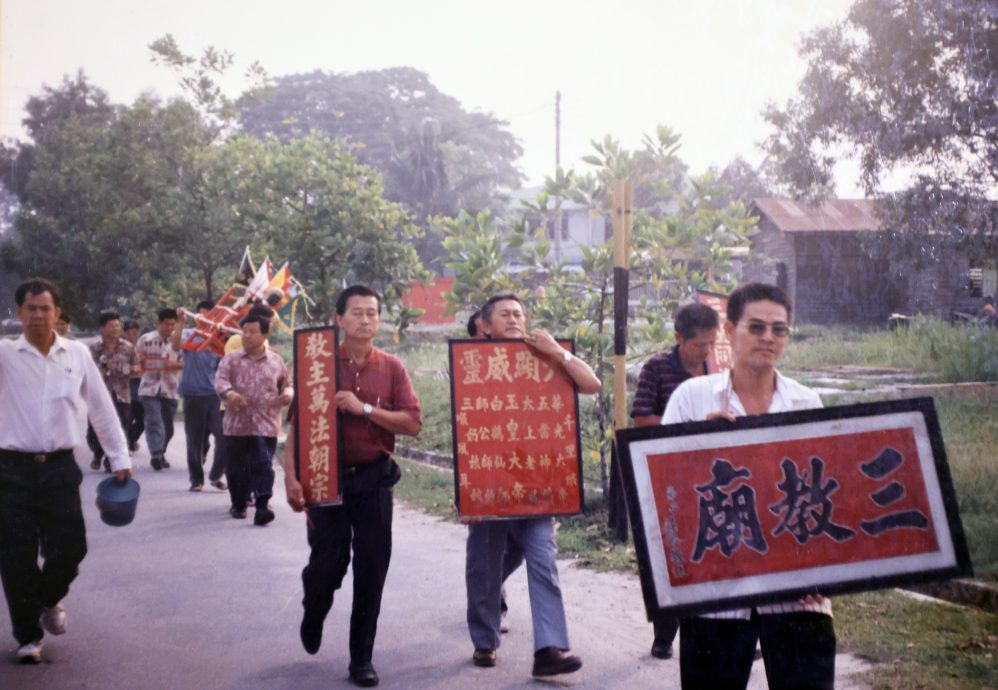 （16/9见报）异宗求同／15图
