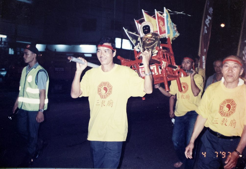 （16/9见报）异宗求同／15图