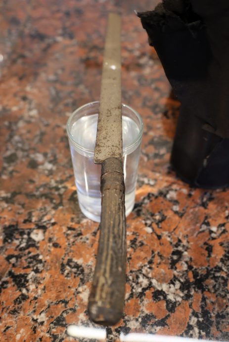 （16/9见报）异宗求同／15图