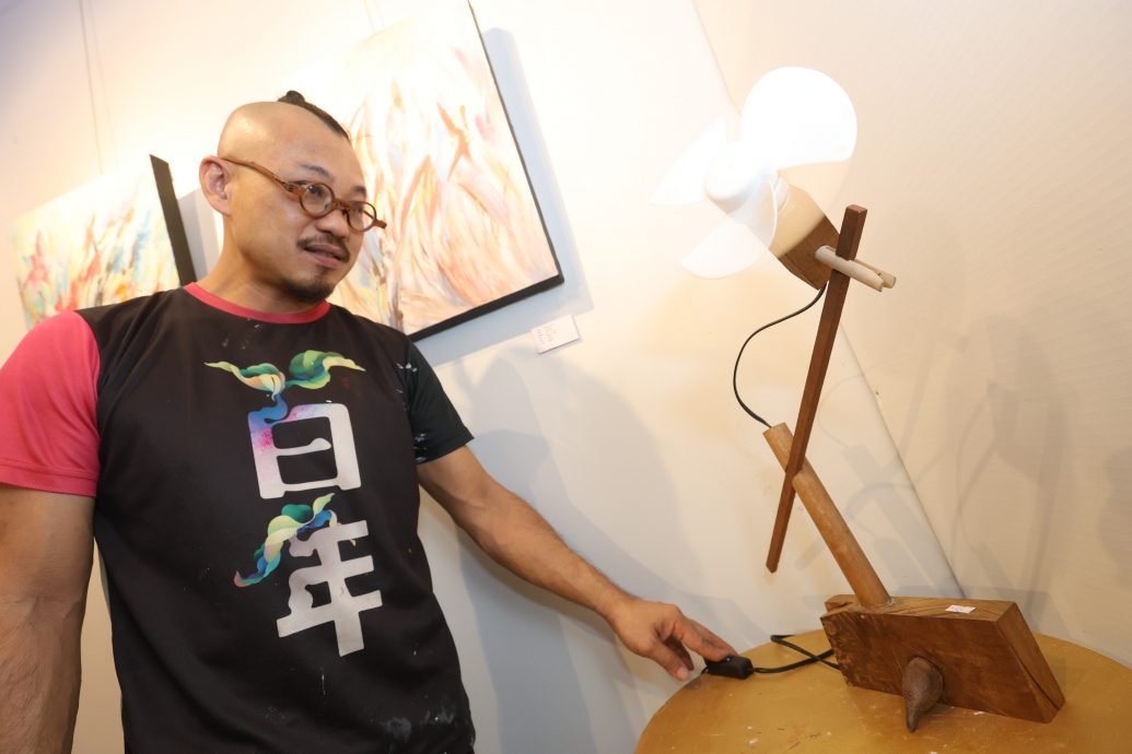 (17/9见报)特职世界-多栖艺术家 林资深/18图