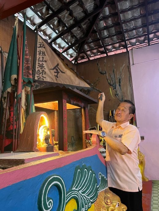 (2/9见报)异宗求同/适耕庄仙法师公古庙