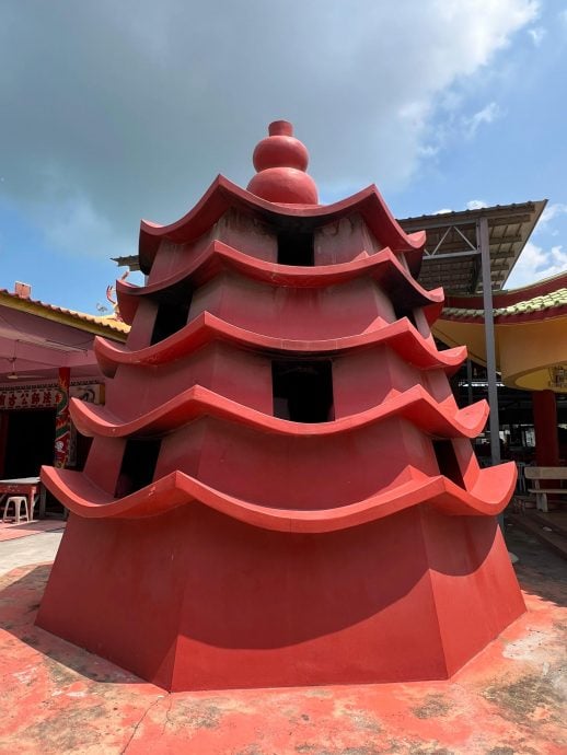 (2/9见报)异宗求同/适耕庄仙法师公古庙