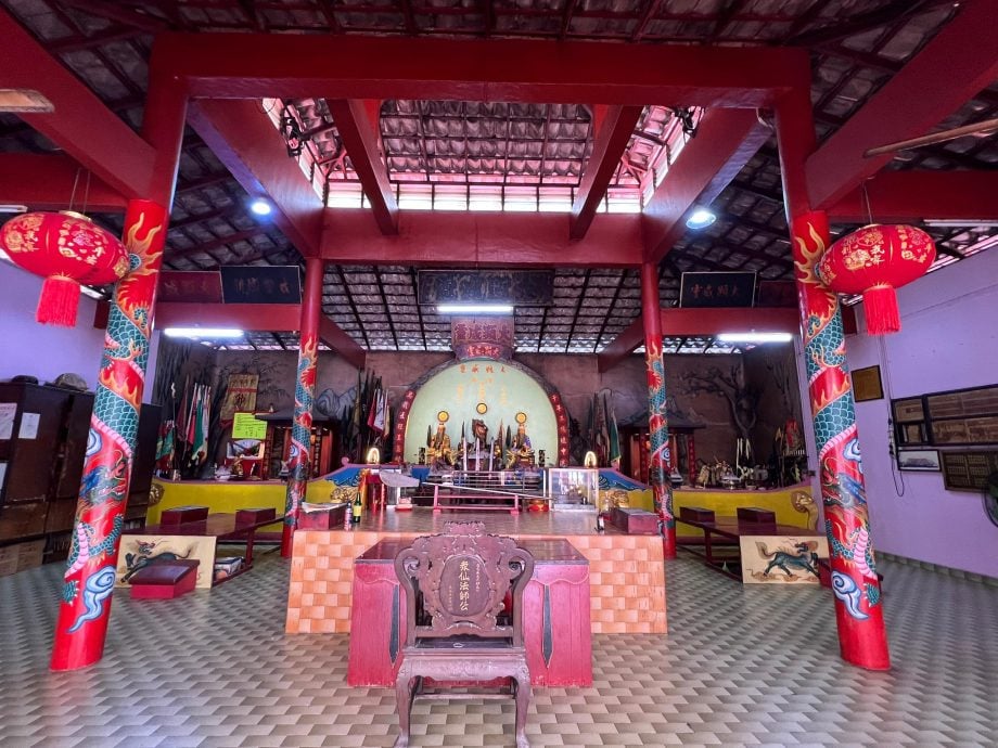 (2/9见报)异宗求同/适耕庄仙法师公古庙