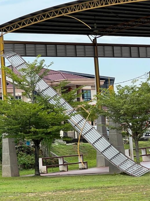 (今日下版)大都会/篮球场横梁遭强风吹落 市政厅暂时封场维修