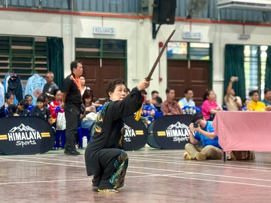 怡保中国精武体育会荣获2025年第33届马来西亚全国精武嘉年华会武术赛总冠军