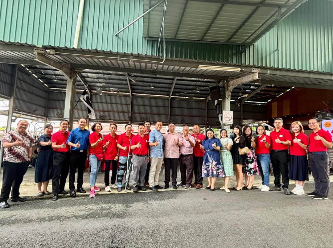 (古城版)武吉波浪华小欢送李勤烈校长调任