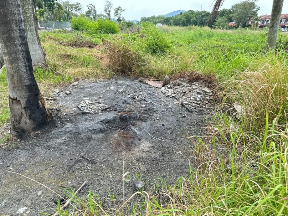 (古城第二版主文)神主牌建筑废料乱丢 邓永森:被取缔或被罚1000令吉