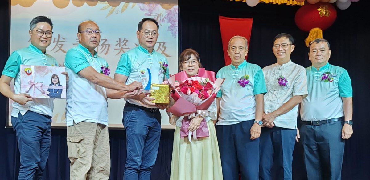 (古城第五版主文)校长唐美娴荣休