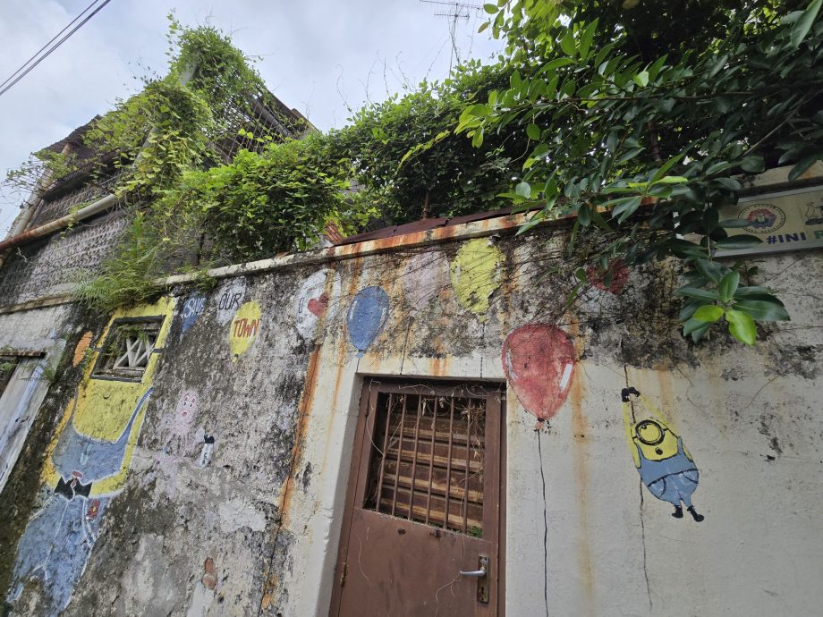 (古城第四版主文)被人遗忘的武牙拉也后巷壁画!