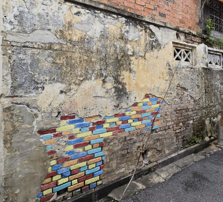 (古城第四版主文)被人遗忘的武牙拉也后巷壁画!