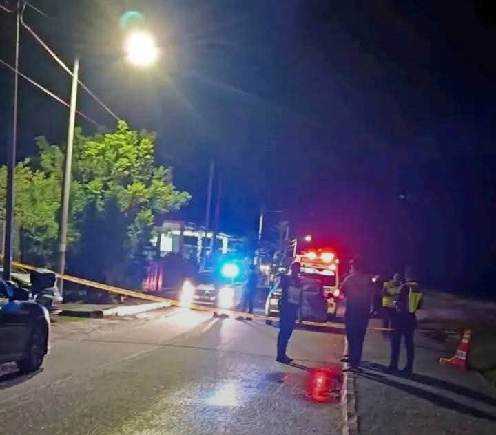 （大北马） 凶案就发生在家门前  目击者：死者曾与一人搏斗