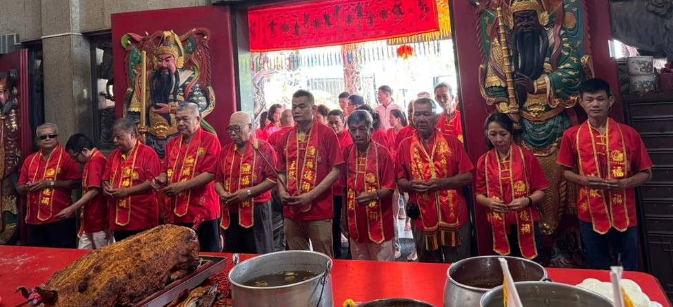 （大北马）北海甘光峇汝福德祠一尊大伯公金身，被善信抱走60年后，终于“失而复返”。