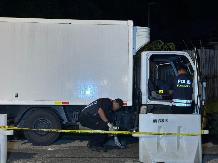 （大北马）司机亏空公款赌博 不惜自刺制造假劫案