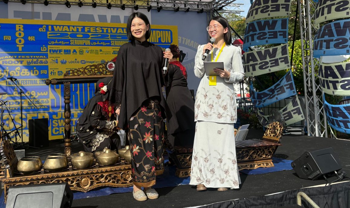 (大北马)各族共庆多元文化之美 逾500人穿上传统服饰走上乔治市街头迎接916马来西亚日