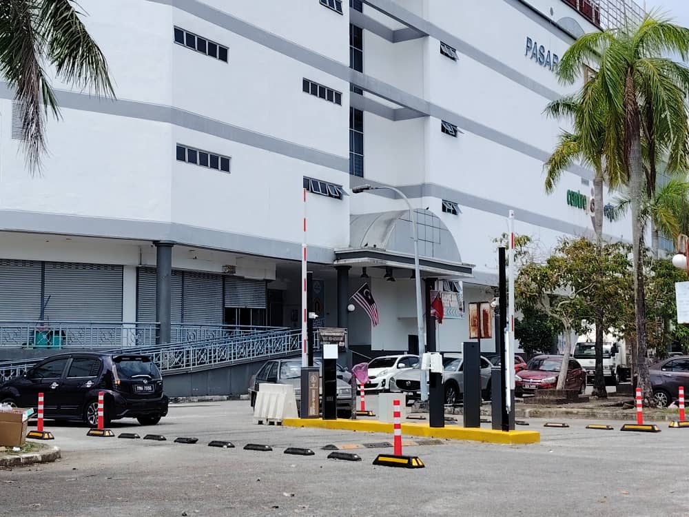 （大北马）大年3商业中心下月起实施闸杆式泊车系统 首30分钟免费