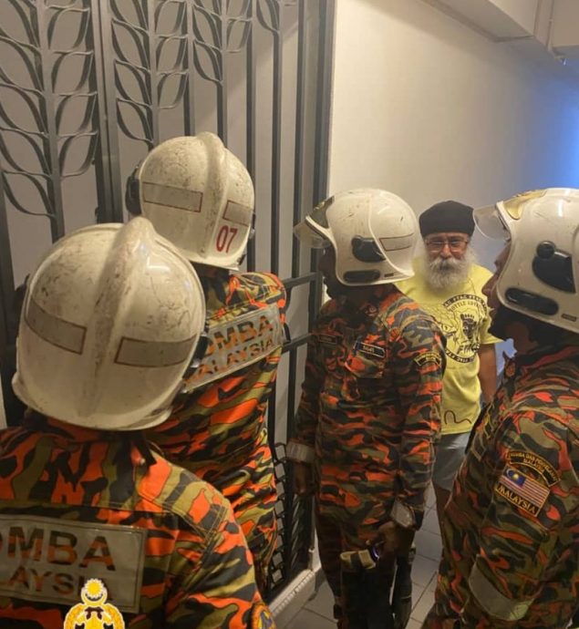 （大北马）妇女家中摔倒不起 消拯员破门施救