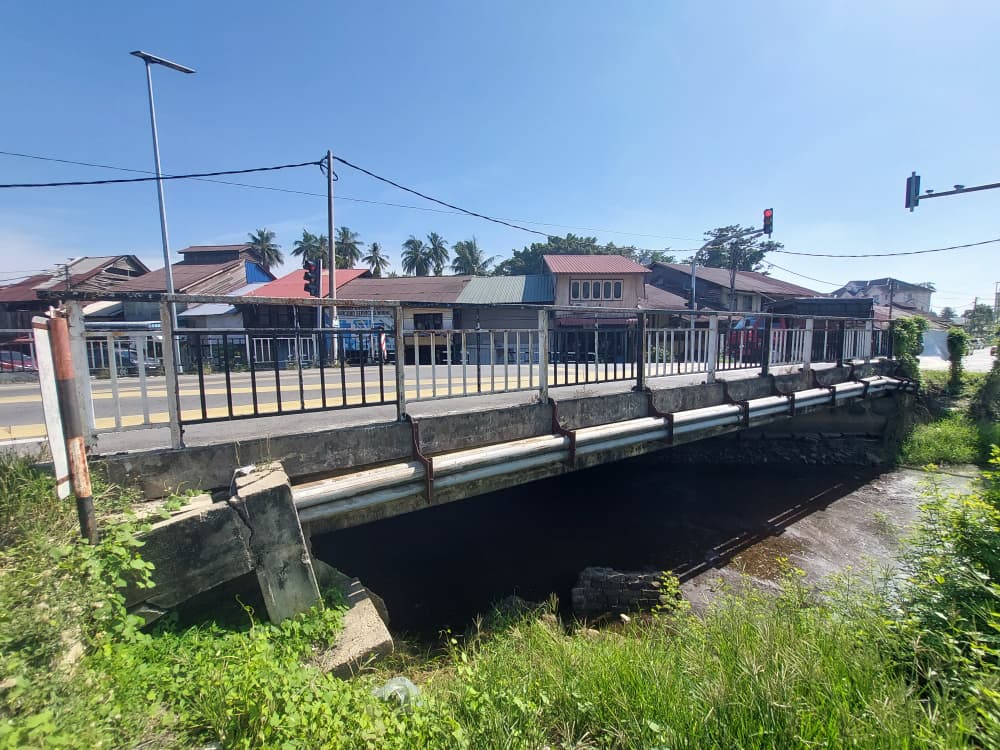 (大北马)村镇记事系列3:一庙一华小撑起斜桥小镇 华裔搬离热闹不再