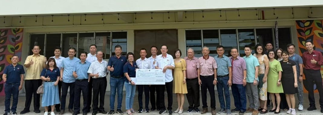 （大北马）林冠英拨款20万令吉给北海励华学校