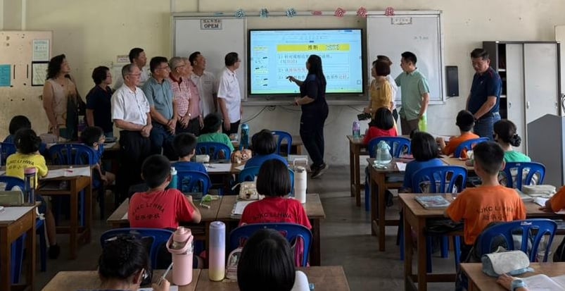 （大北马）林冠英拨款20万令吉给北海励华学校