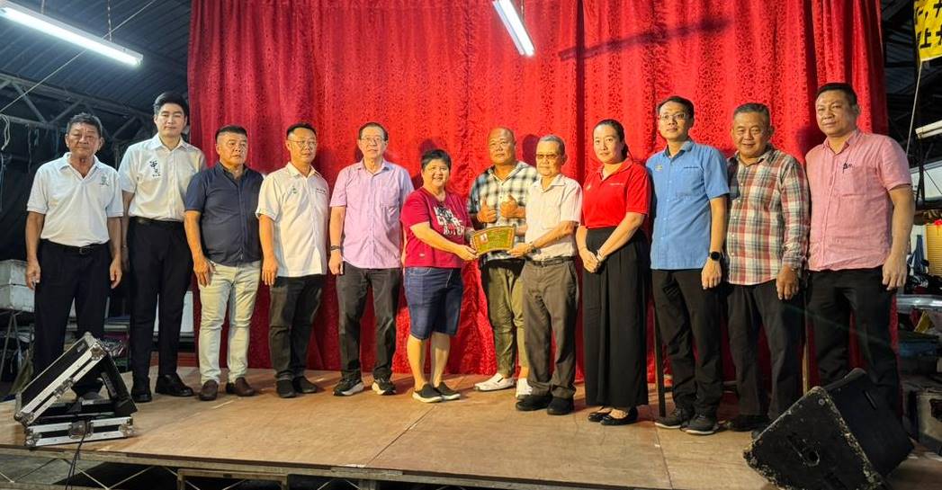 （大北马）林冠英指示彭心慈尽速处理阿波罗巴刹事件。