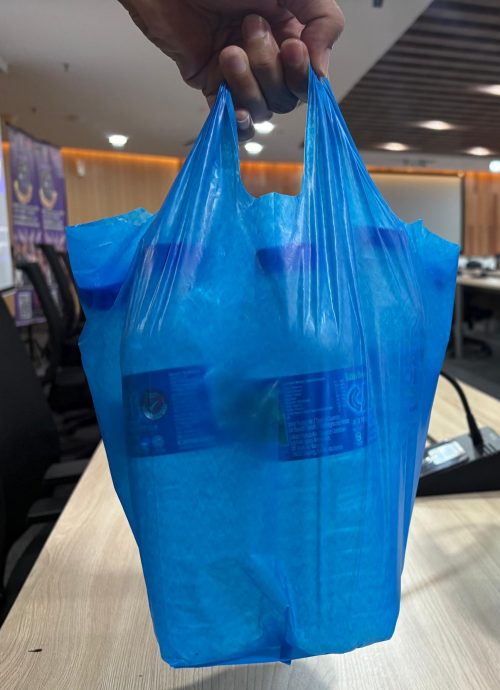 （大北马）槟全面落实无塑料袋政策次日　孙达拉祖：暂无人接罚单